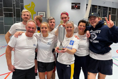 Lærerne vinder volleyballturnering